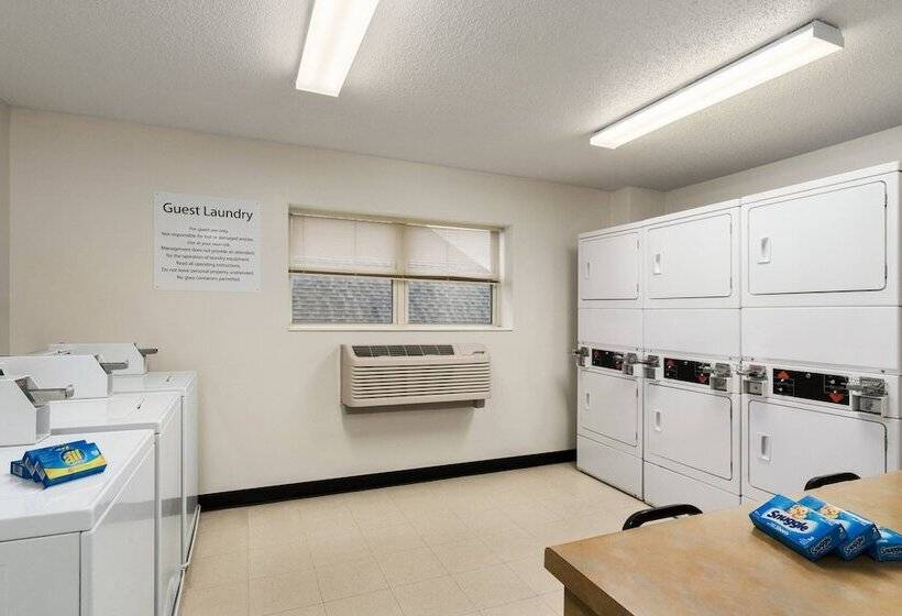 בית מלון כפרי Residence Inn By Marriott Buffalo Galleria Mall