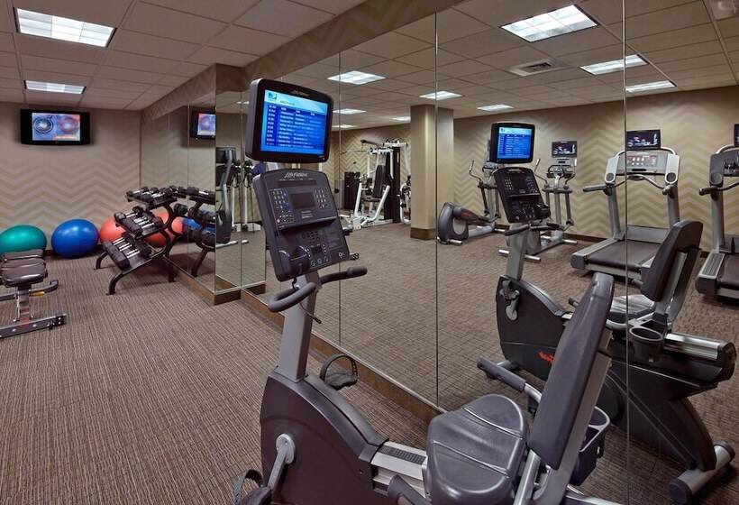 هتل Residence Inn By Marriott Hartford Downtown