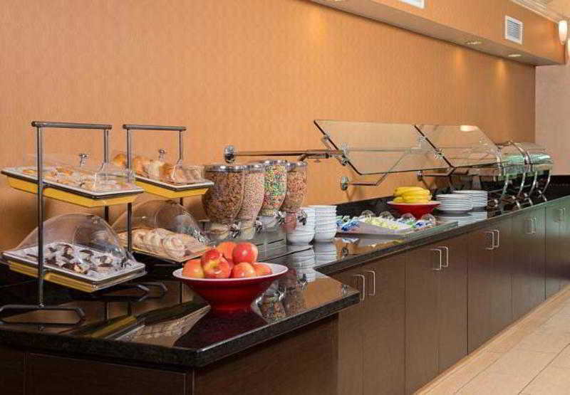 Отель Residence Inn Fairfax Merrifield