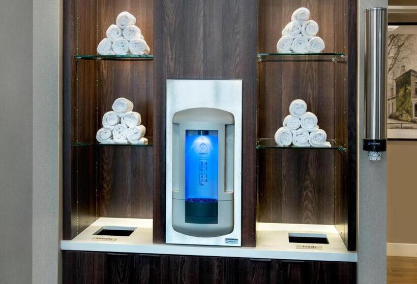 Отель Residence Inn Fairfax Merrifield