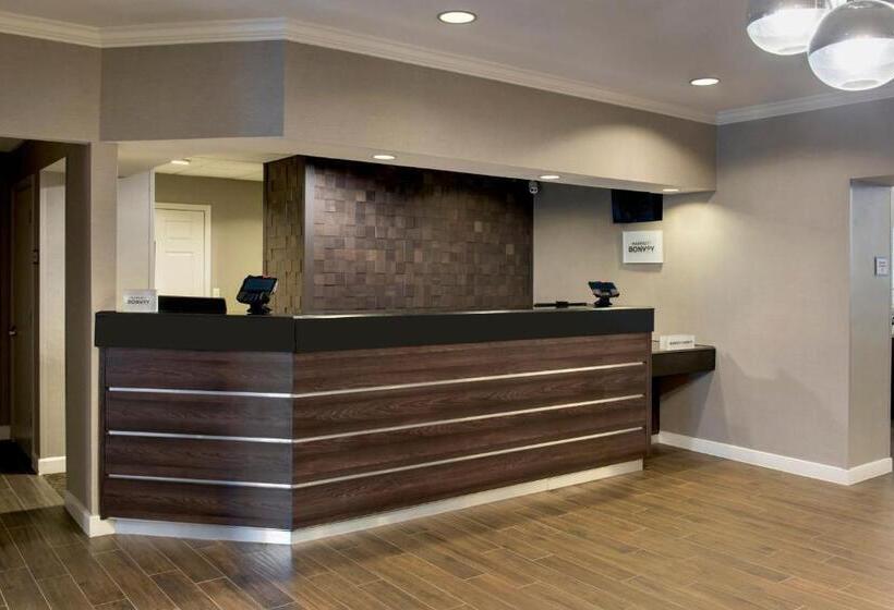 Отель Residence Inn Fairfax Merrifield