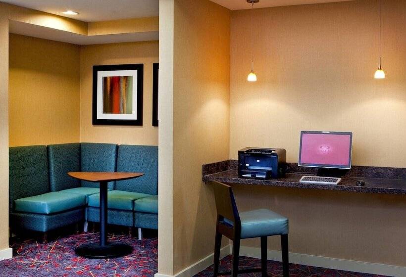 هتل Residence Inn Hartford Manchester
