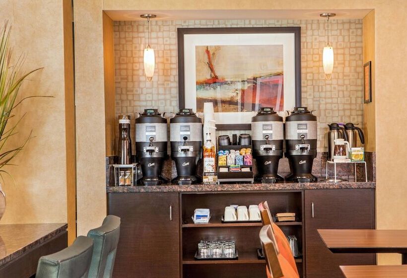 هتل Residence Inn Hartford Manchester