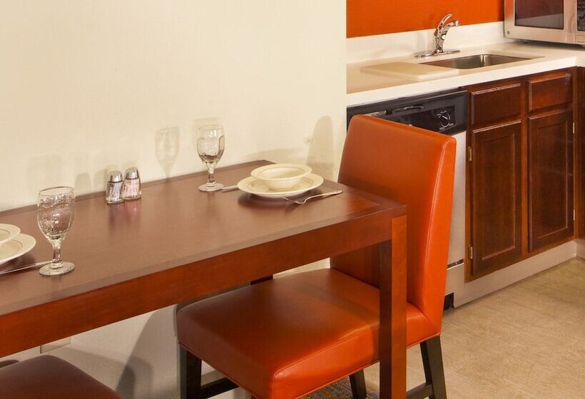 هتل Residence Inn Hartford Manchester