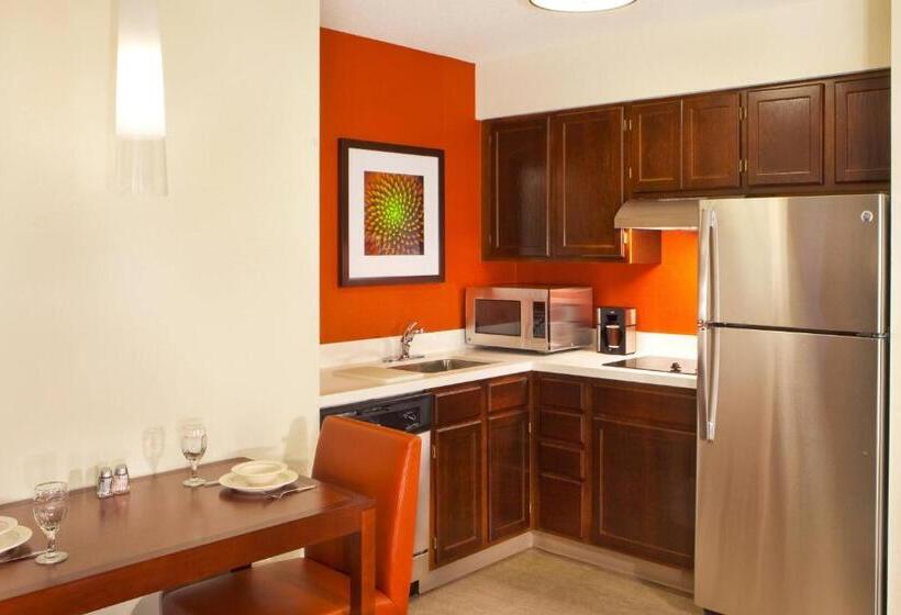 هتل Residence Inn Hartford Manchester