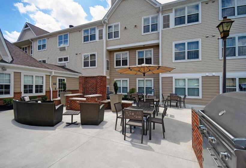 בית מלון כפרי Residence Inn Louisville Airport