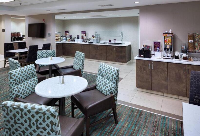 هتل Residence Inn Milford