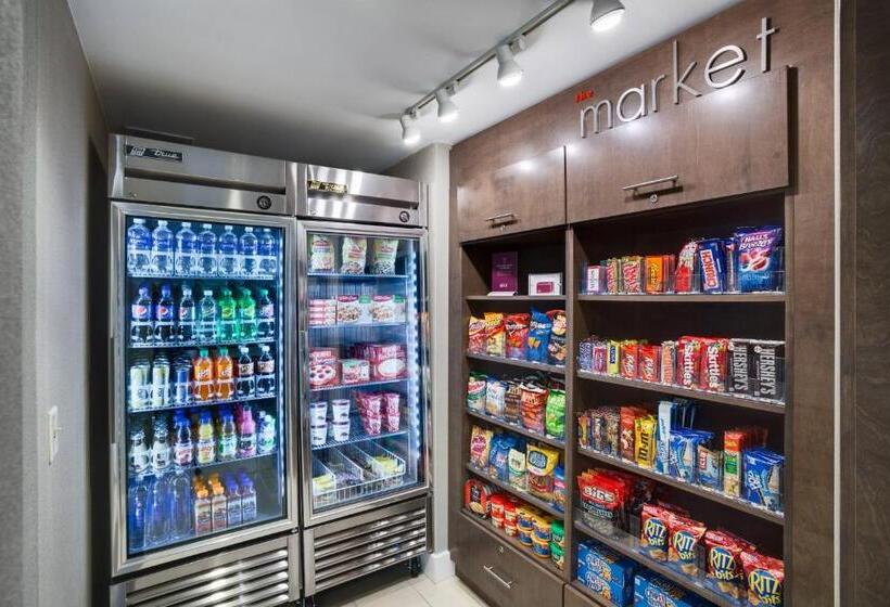 هتل Residence Inn Milford