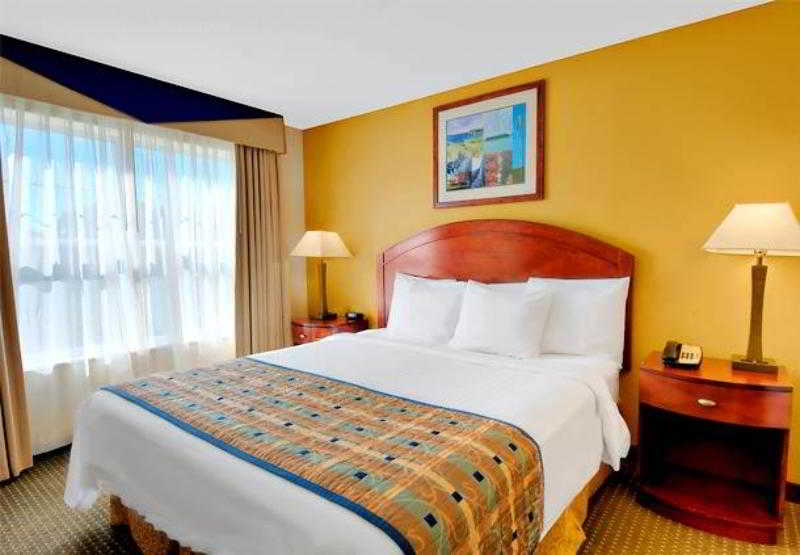 هتل Residence Inn Milford