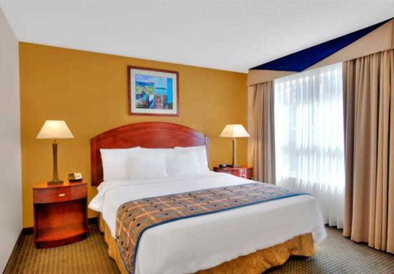 هتل Residence Inn Milford