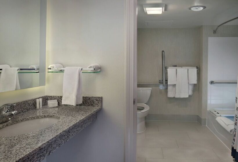 هتل Residence Inn Mystic Groton