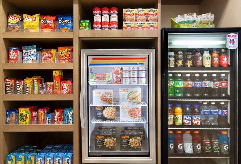 Отель Residence Inn By Marriott Vacaville