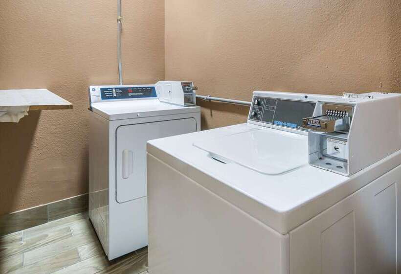 فندق Rodeway Inn Carrollton I 35e