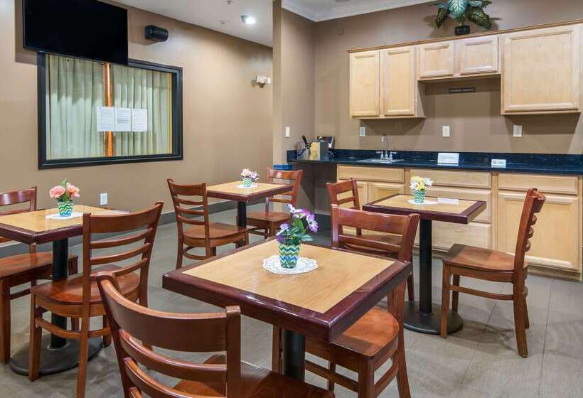 فندق Rodeway Inn Carrollton I 35e