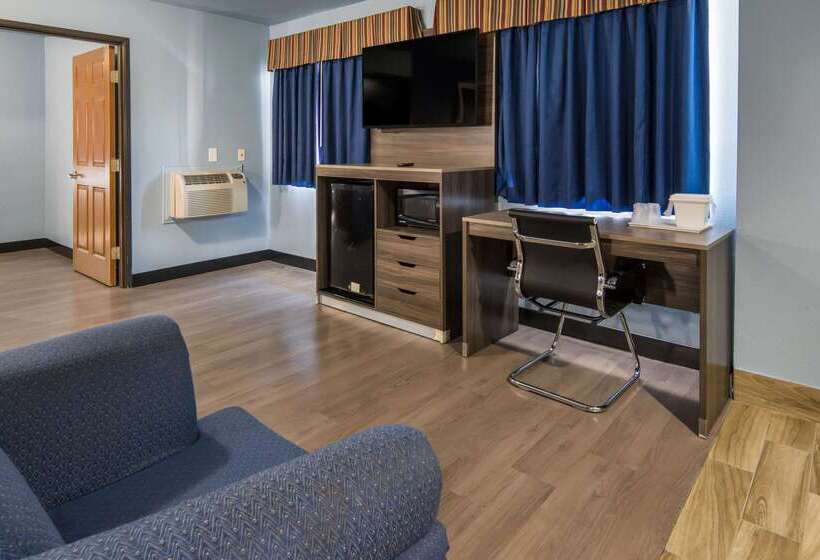 בית מלון כפרי Rodeway Inn Carrollton I 35e