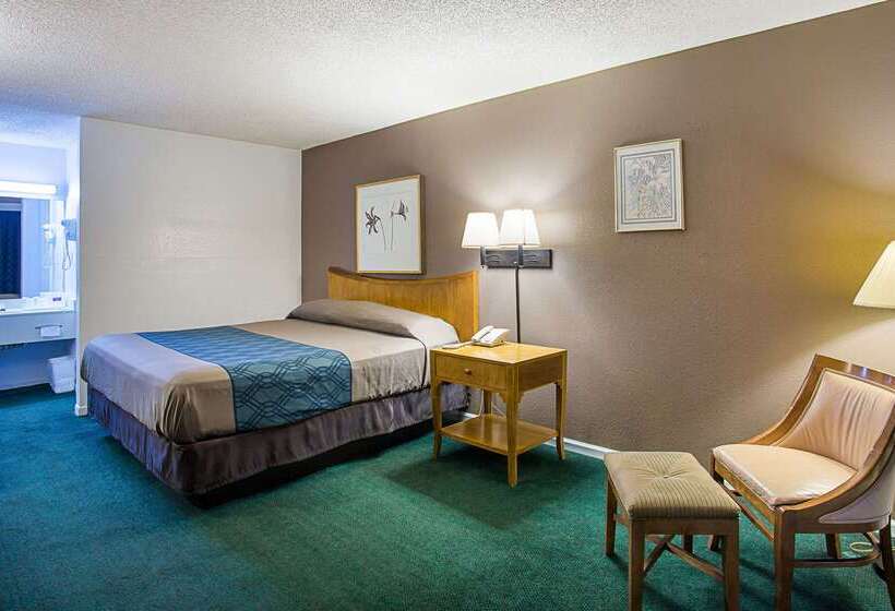 בית מלון כפרי Rodeway Inn Lake City I75