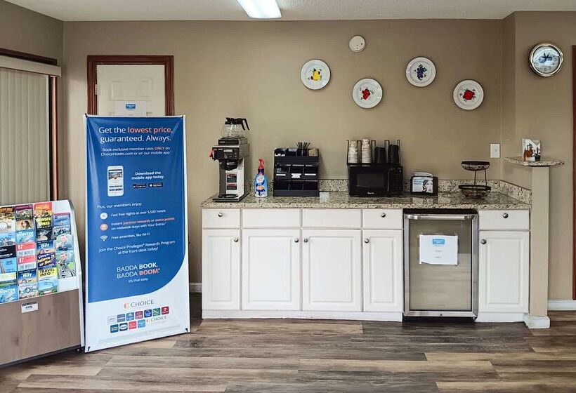 בית מלון כפרי Rodeway Inn Lake City I75