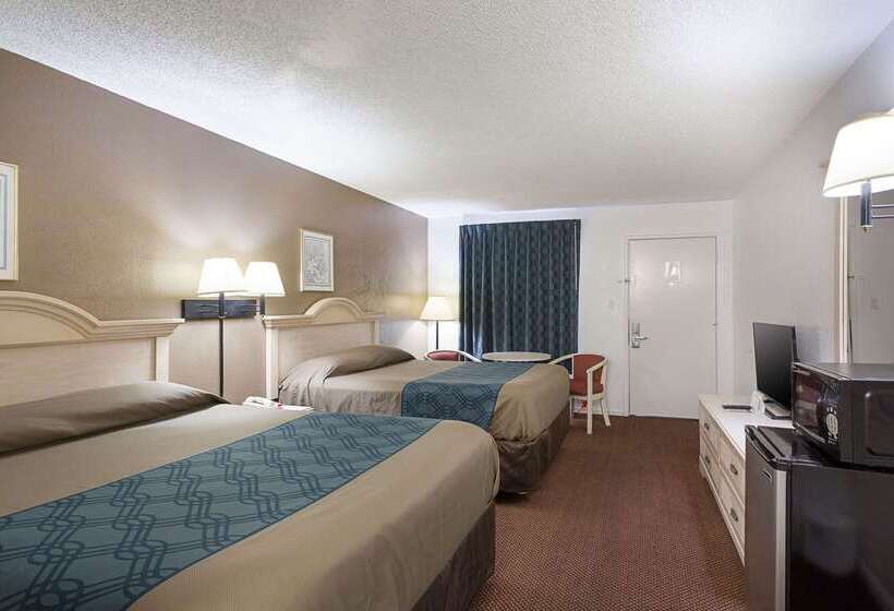 فندق Rodeway Inn Lake City I75