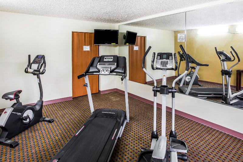 فندق Rodeway Inn & Suites