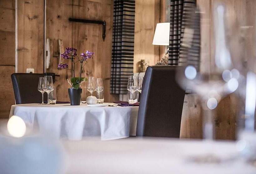 ホテル Romantik Hôtel L Etoile