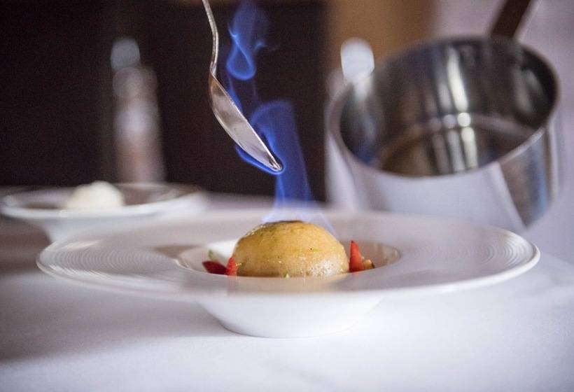 ホテル Romantik Hôtel L Etoile