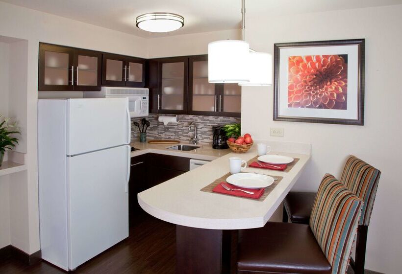 בית מלון כפרי Sonesta Es Suites Atlanta Alpharetta Avalon