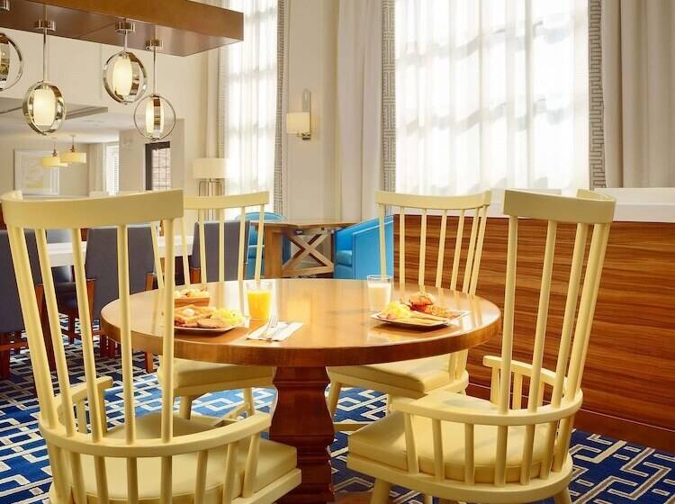 فندق Staybridge Suites Burlington   Boston, An Ihg