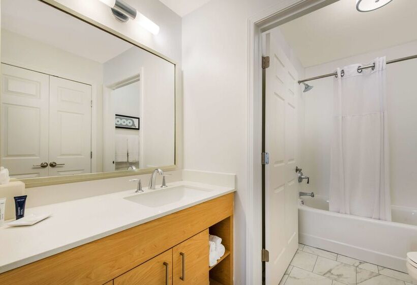 Отель Sonesta Es Suites Charlotte Arrowood