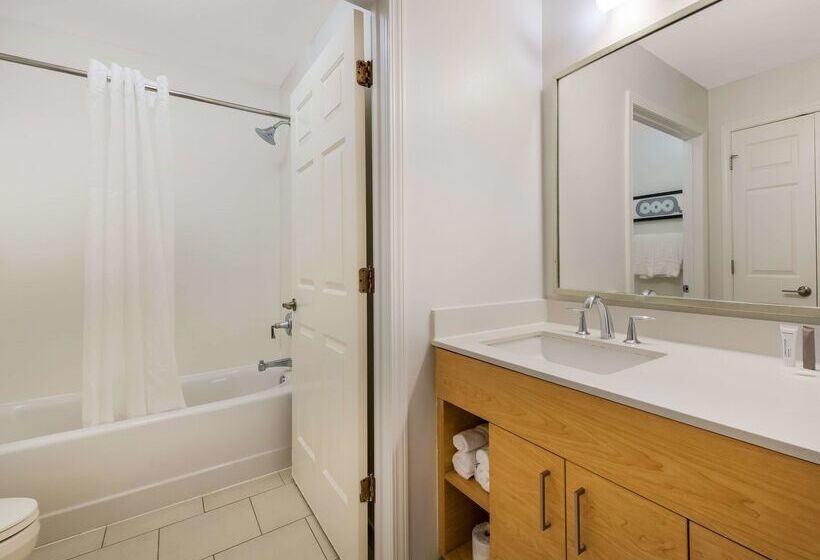 בית מלון כפרי Sonesta Es Suites Charlotte Arrowood