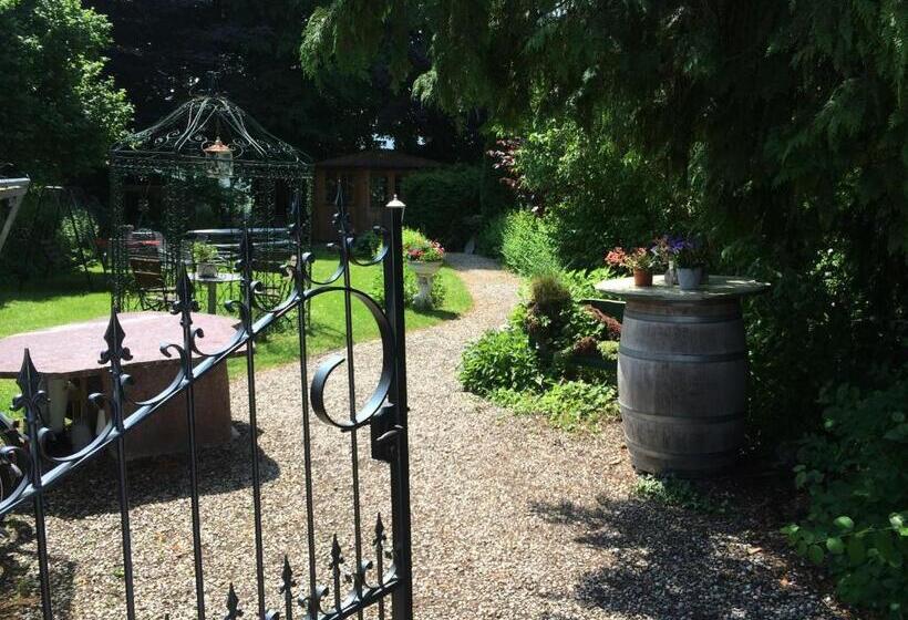 酒店 & Spezialitatenrestaurant Zur Linde