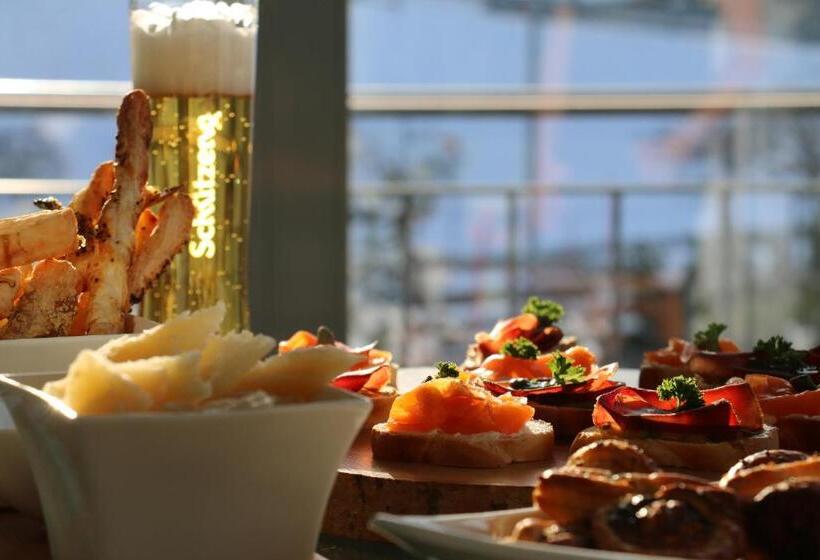 酒店 & Spezialitatenrestaurant Zur Linde