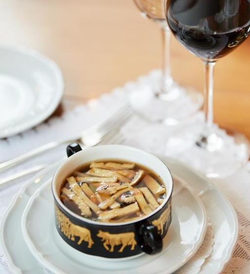 酒店 & Spezialitatenrestaurant Zur Linde