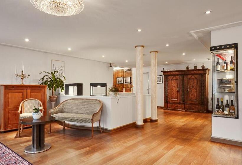 酒店 & Spezialitatenrestaurant Zur Linde