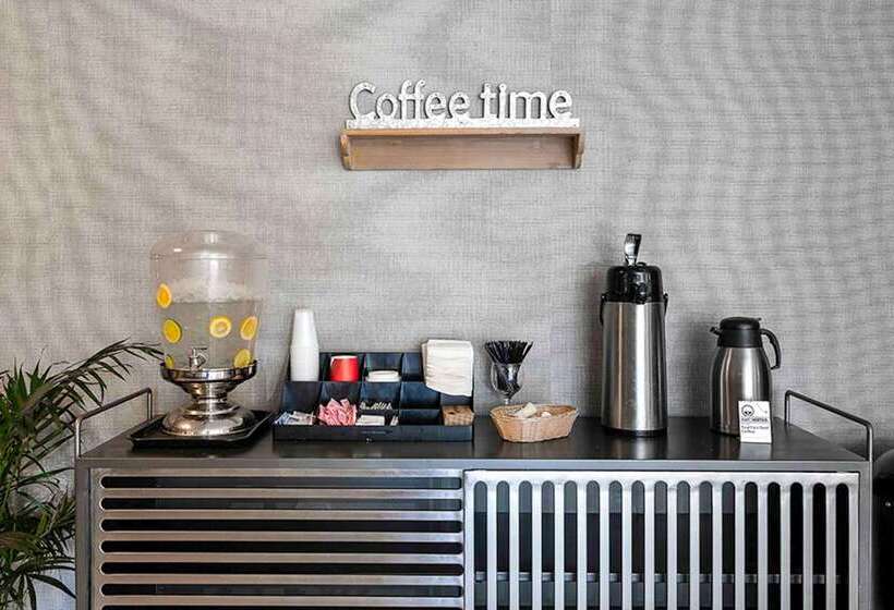 هتل State House Inn