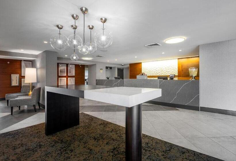 בית מלון כפרי State House Inn