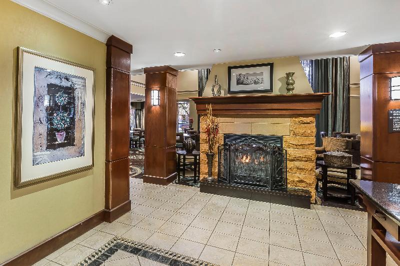 هتل Staybridge Suites Chattanooga Downtown  Convention Center, An Ihg