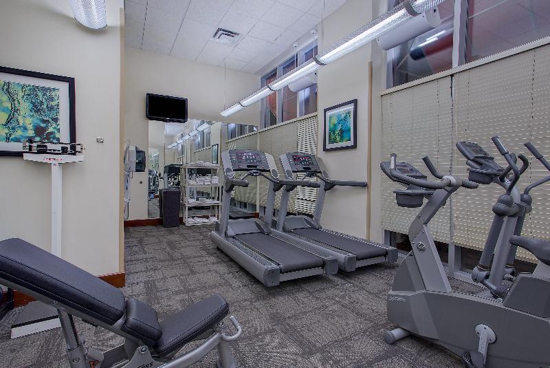 هتل Staybridge Suites Chattanooga Downtown  Convention Center, An Ihg