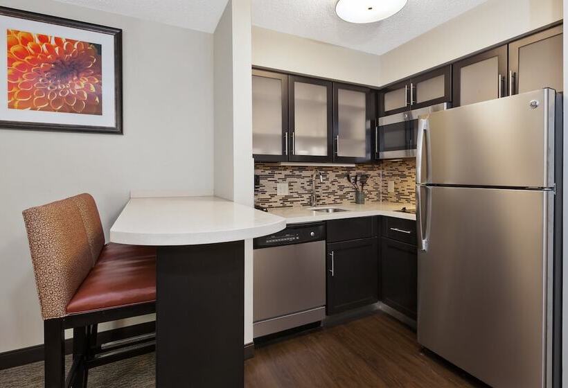 酒店 Staybridge Suites Detroit Utica By Ihg