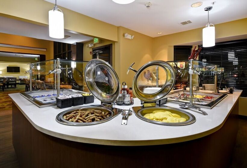 فندق Staybridge Suites Grand Rapids Kentwood, An Ihg