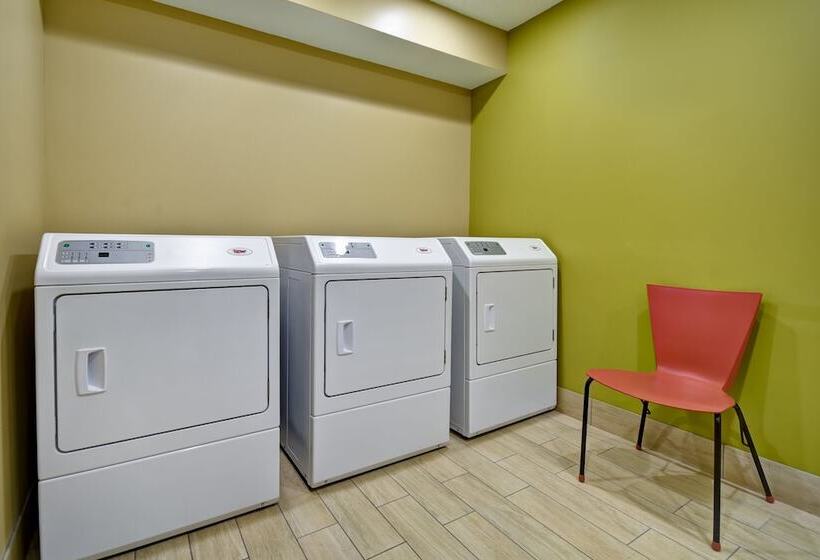 فندق Staybridge Suites Grand Rapids Kentwood, An Ihg