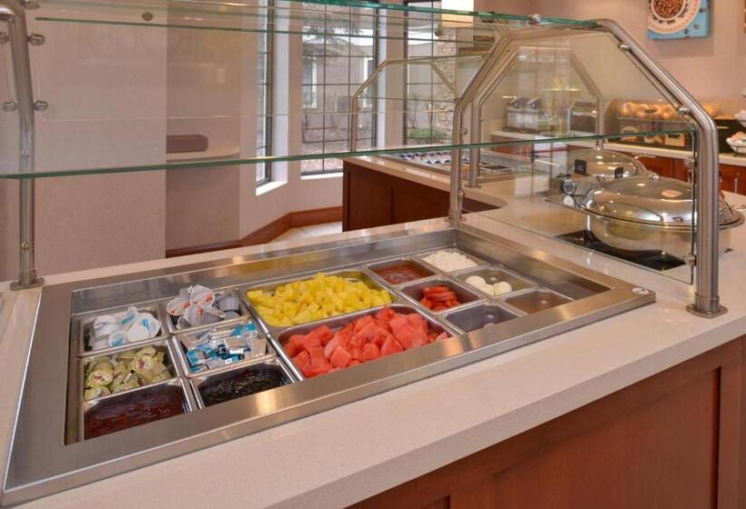 Отель Staybridge Suites Indianapolis Fishers, An Ihg