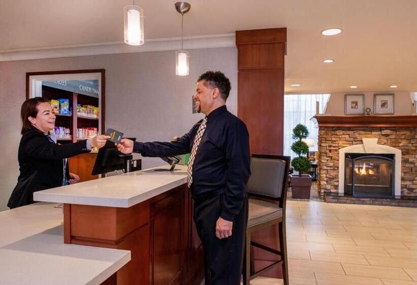 Отель Staybridge Suites Indianapolis Fishers, An Ihg