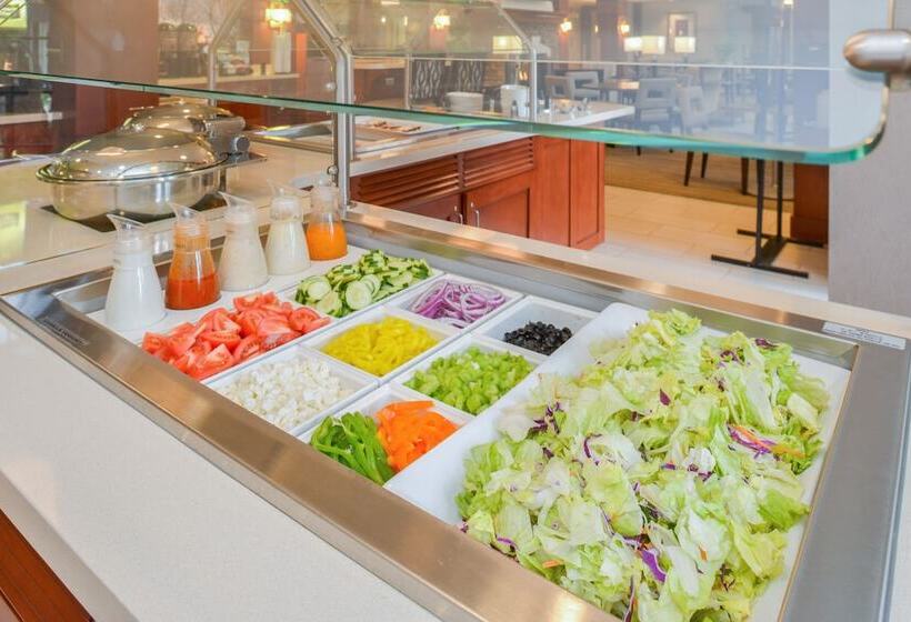 Отель Staybridge Suites Indianapolis Fishers, An Ihg