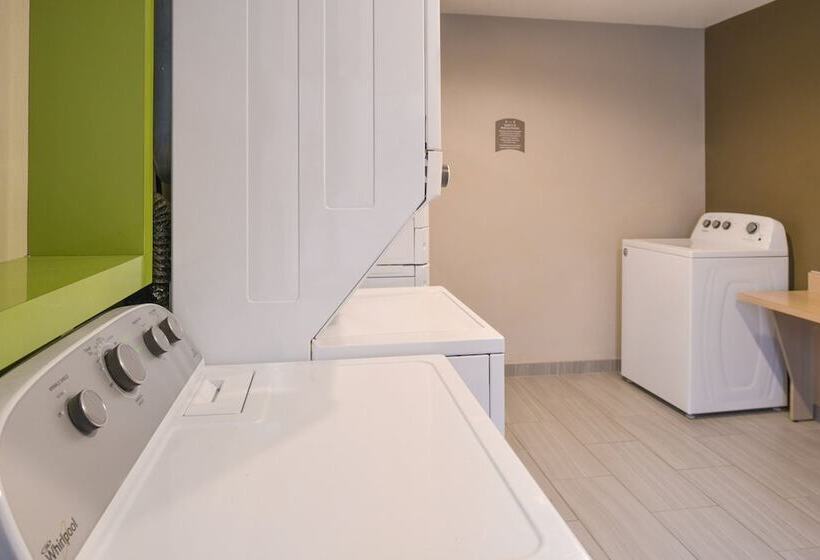 Отель Staybridge Suites Indianapolis Fishers, An Ihg