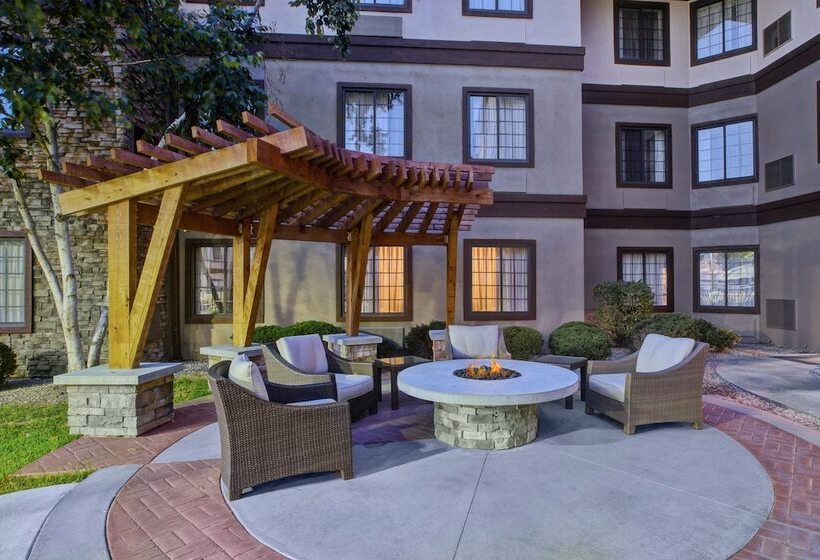 בית מלון כפרי Staybridge Suites Louisville   East, An Ihg