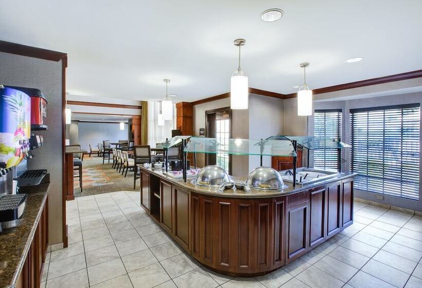 בית מלון כפרי Staybridge Suites Louisville   East, An Ihg