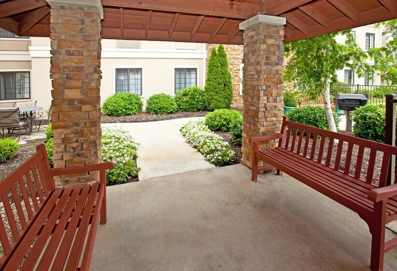 ホテル Staybridge Suites Louisville   East, An Ihg