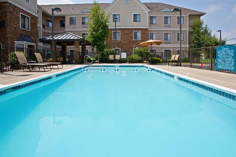 בית מלון כפרי Staybridge Suites Louisville   East, An Ihg