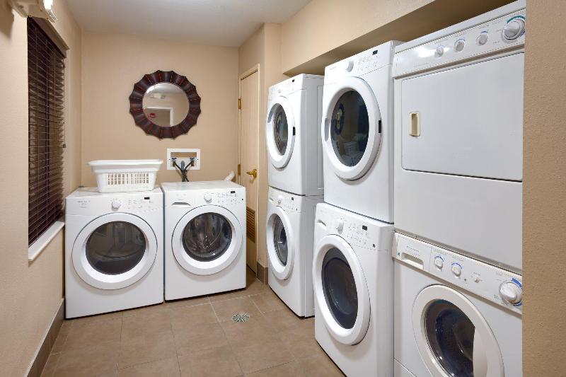 فندق Staybridge Suites Peoria Downtown, An Ihg