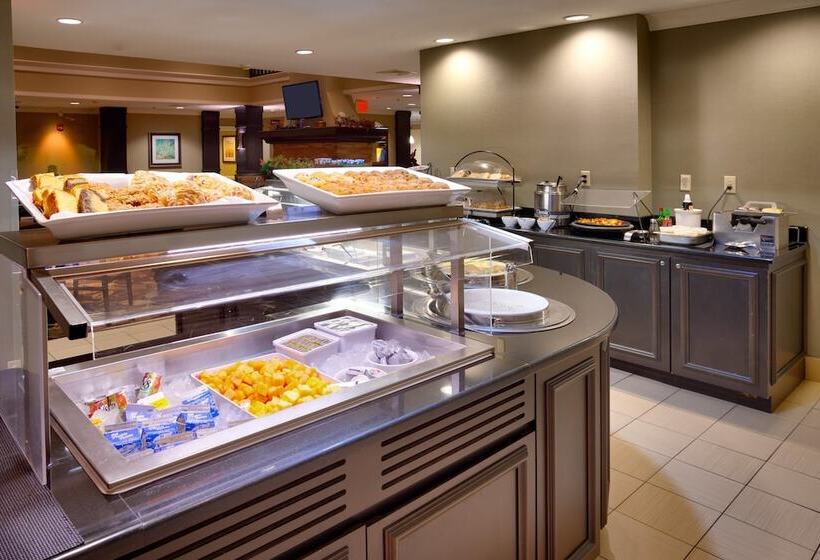 فندق Staybridge Suites Peoria Downtown, An Ihg